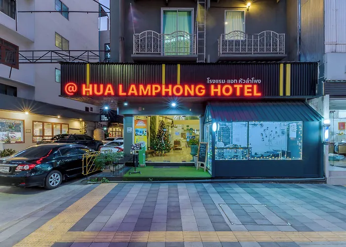 At Hua Lamphong Bangkok